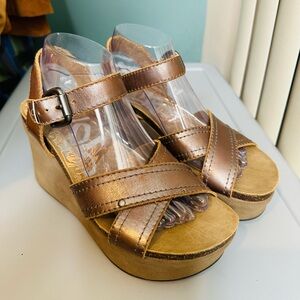 OTBT Charleston Metallic Bronze Leather Platform Wedge Sandal Size 8